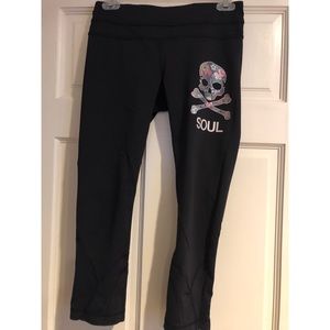 SoulCycle Lululemon Crop Leggings